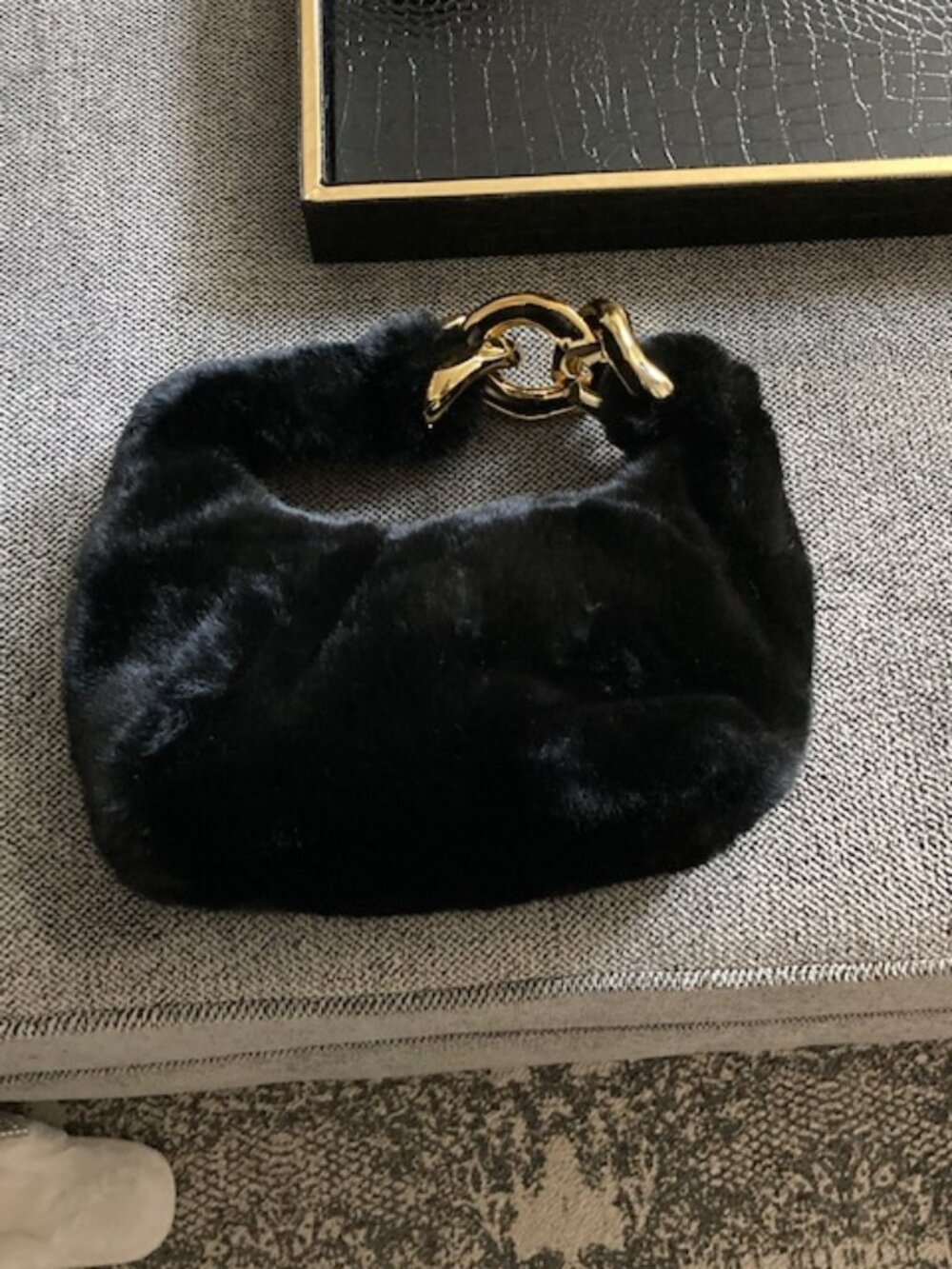Cuddly Warm Clutch